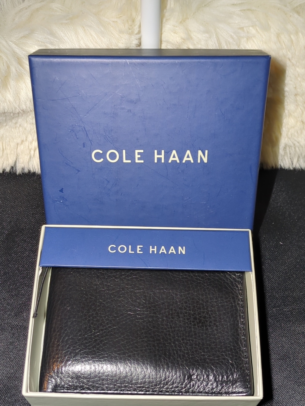 Cole Haan Black Leather Wallet with Gift Box NOW ONLY $35 NIB